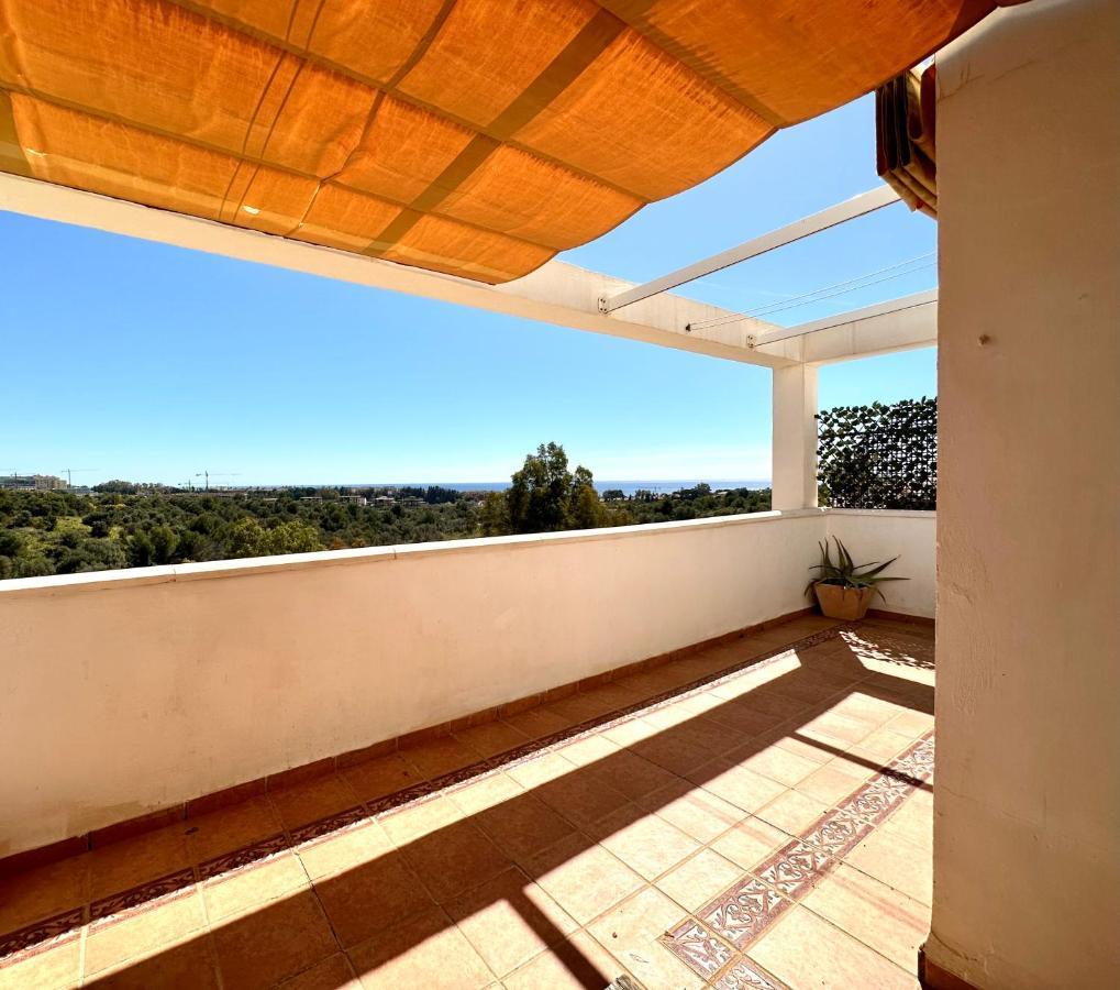 Moderno Apartamento Con Preciosas Vistas Al Mar En Urbanizacion Con Piscina - Rio Real 11 2G Marbella Buitenkant foto