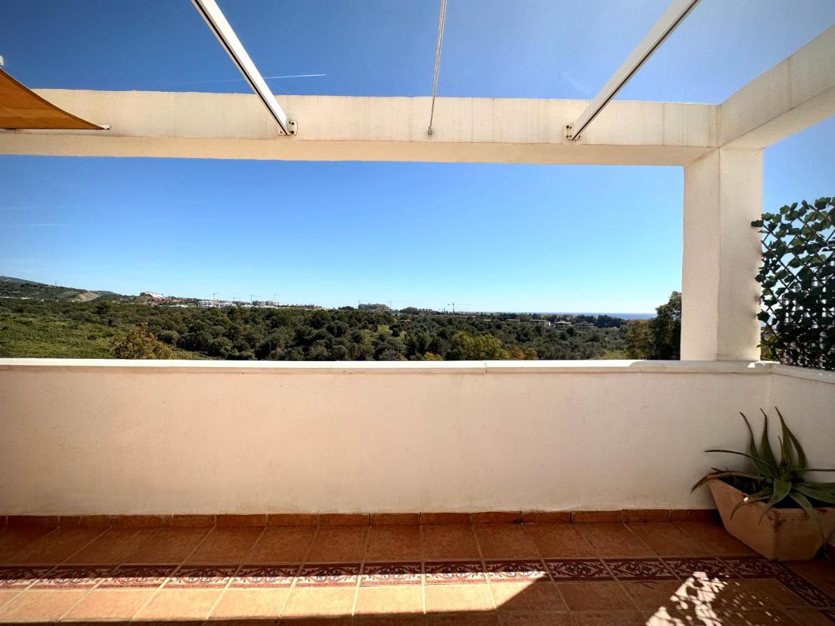 Moderno Apartamento Con Preciosas Vistas Al Mar En Urbanizacion Con Piscina - Rio Real 11 2G Marbella Buitenkant foto
